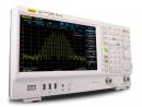 9 kHz-4.5 GHz, SSB-102dBc/Hz, RBW 10Hz tikralaikis (Real-time) spektro analizatorius