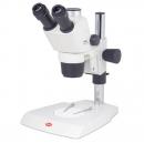 Stereo mikroskopas su skaidria optika, 45° tubusu, didinimu nuo 7,5 iki 50 kartų, 110 mm darbiniu atstumu ir vaizdo kameros jungimo galimybe